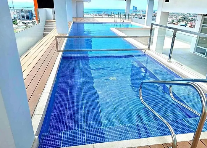 New In With Pool & Wifi